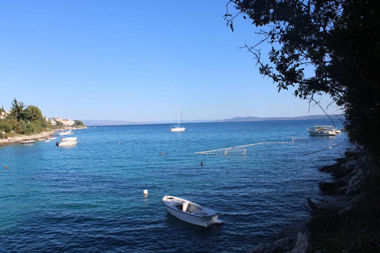 Apartments Villa Macola Trogir Bagian luar foto