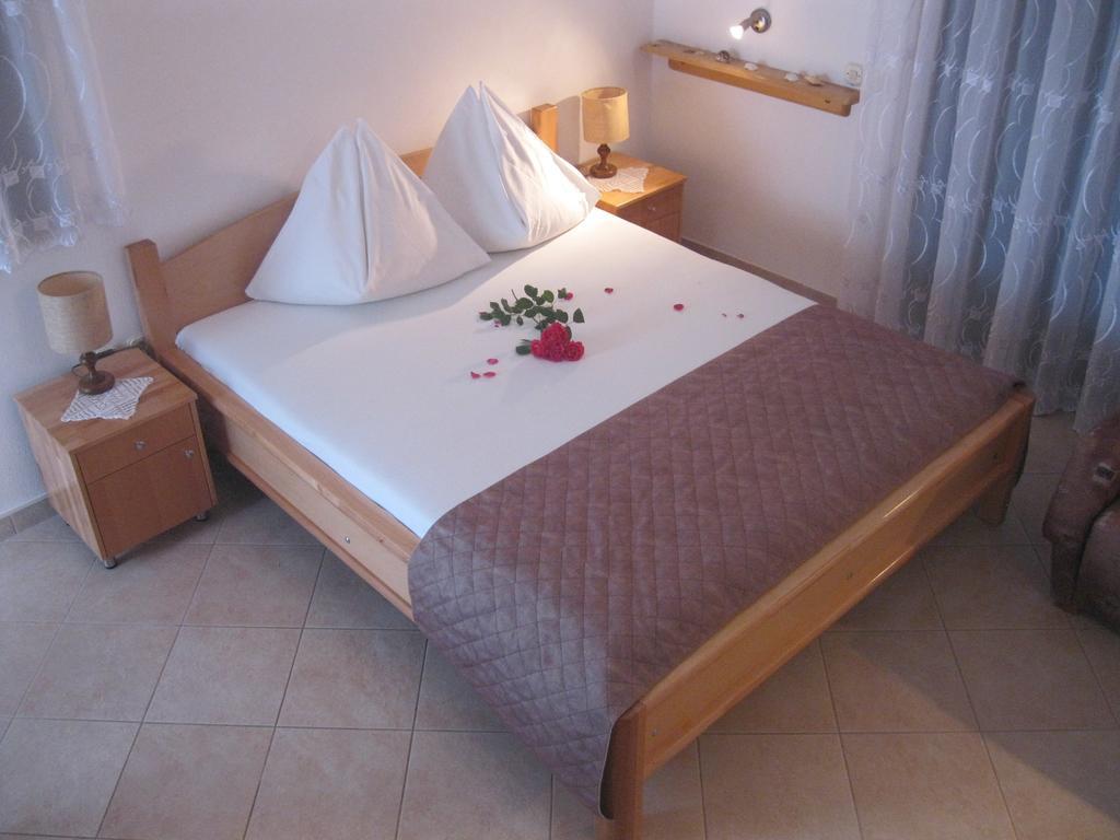 Apartments Villa Macola Trogir Bagian luar foto