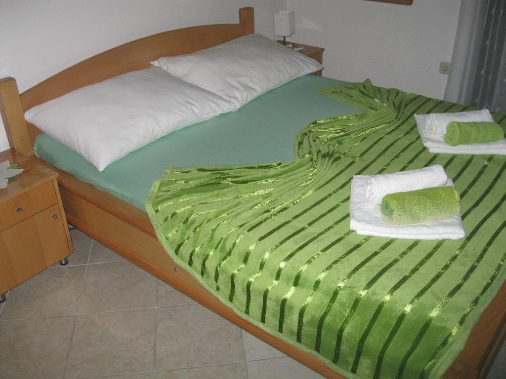 Apartments Villa Macola Trogir Bagian luar foto