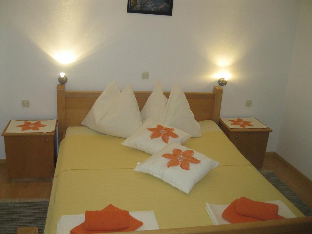 Apartments Villa Macola Trogir Bagian luar foto